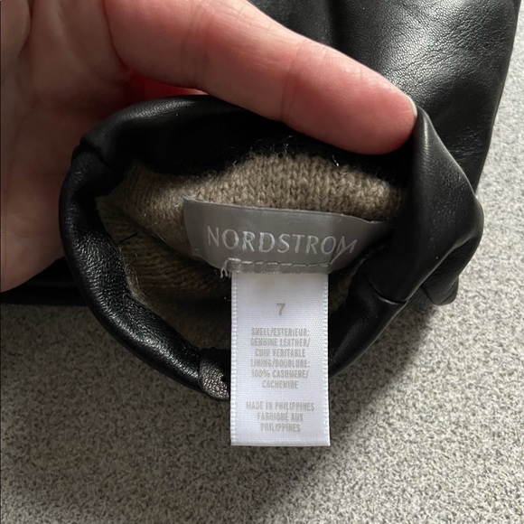 Nordstrom Black Leather Cashmere Lined Gloves - Picture 6 of 9